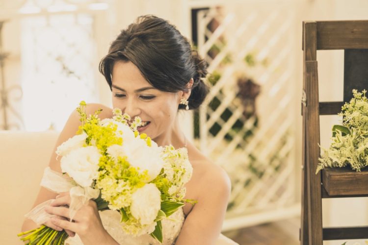 結婚式で使われるお花と花言葉について